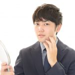 肌のきれいな男性