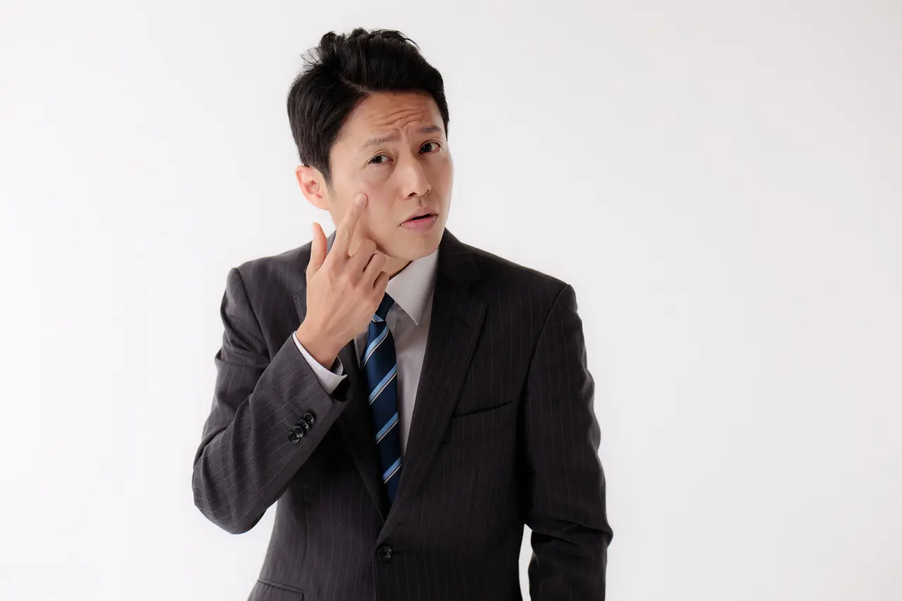 男性が顔の毛穴をケアする3つの方法を徹底解説