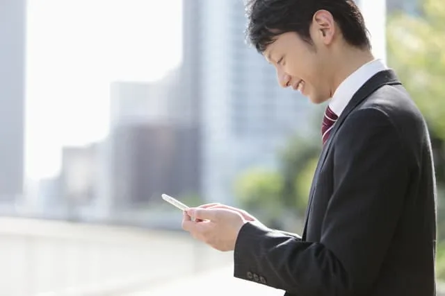 スマートフォンからのWEB予約画面
